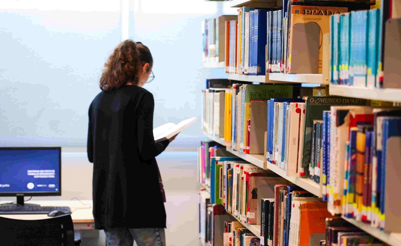 Institutos de Educação: A Importância da Educação e Pesquisa